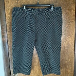 Black & White Polka Dot Capris, Size 14